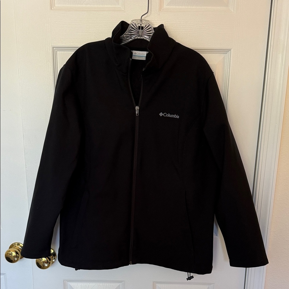 Columbia Women’s Black Coat Fleece Lined